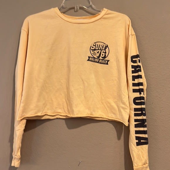 FRENCH PASTRY hello long sleeved crop top! - Picture 5 of 8